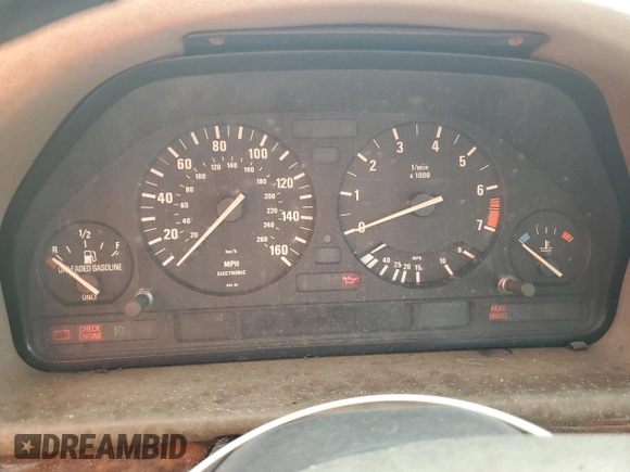 1994 BMW 5 Series 525i z VIN WBAHD632XRGK40231, wystawiony jako Copart lot #59364145 z przebiegiem Nie podano mil oraz Czysty tytuł • Clean title. Historia ofert i sprzedaży dostępna na DreamBid. Obrazek 9.