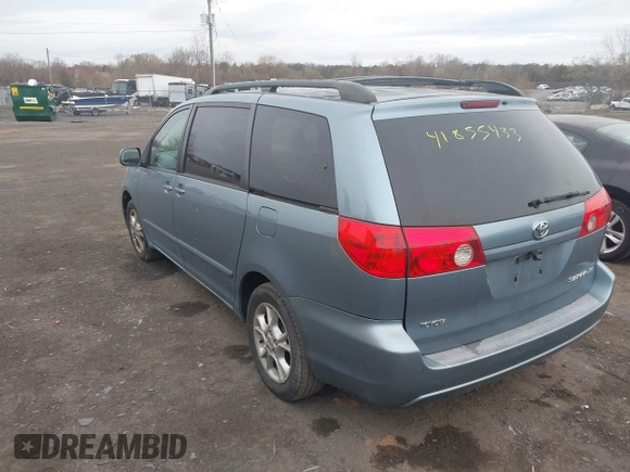 2006 Toyota Sienna XLE with VIN 5TDZA22C06S397674, listed as a IAAI auction lot 41855433 with 235,258 mi miles. Bid and sale history available at carsss.com. Image 3.