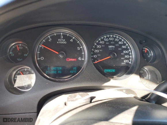 2012 Chevrolet Suburban LT with VIN 1GNSCJE02CR167868, listed as a Copart auction lot 43108575 with 206,082 mi miles and Salvage Title. Bid and sale history available at carsss.com. Image 9.