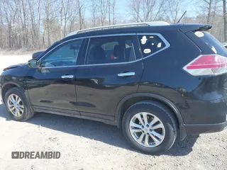 2016 Nissan Rogue SL with VIN 5N1AT2MV9GC889401, listed as a IAAI auction lot 42094458 with 186,546 mi miles and . Bid and sale history available at DreamBid. Image 14.