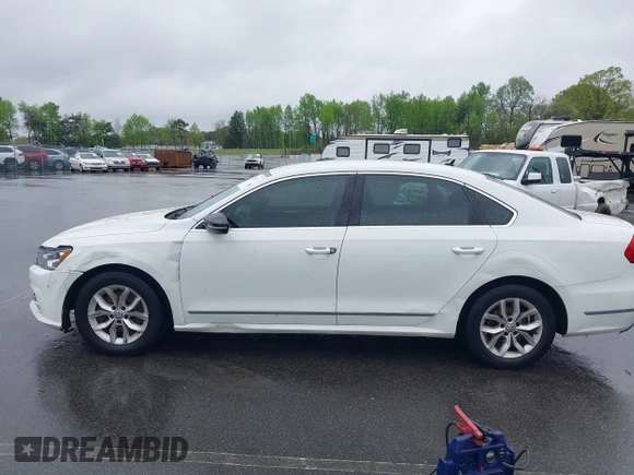 2016 Volkswagen Passat S with VIN 1VWAT7A38GC056495, listed as a IAAI auction lot 41965717 with 163,254 mi miles and . Bid and sale history available at DreamBid. Image 14.