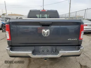 2019 Ram 1500 Tradesman z VIN 1C6SRFCT4KN662300, wystawiony jako Copart lot #52959345 z przebiegiem 133 477 mil mil oraz Szkoda całkowita • Salvage title. Historia ofert i sprzedaży dostępna na DreamBid. Obrazek 6.