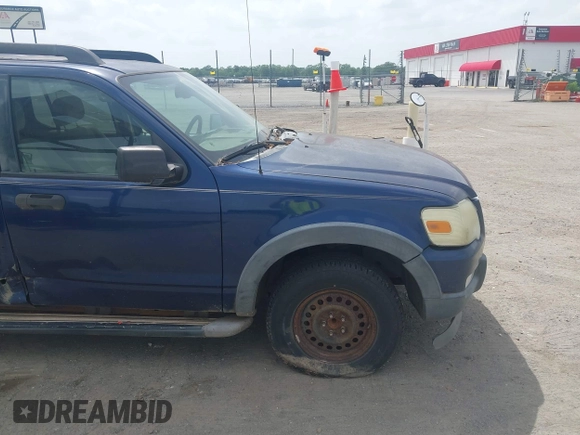 2008 Ford Explorer Sport Trac XLT with VIN 1FMEU31E08UA60866, listed as a IAAI auction lot 42264255 with 313,188 mi miles and . Bid and sale history available at DreamBid. Image 13.