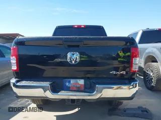 2024 Ram 2500 Tradesman with VIN 3C6UR5CL0RG264829, listed as a IAAI auction lot 41617725 with 46,483 mi miles. Bid and sale history available at carsss.com. Image 16.