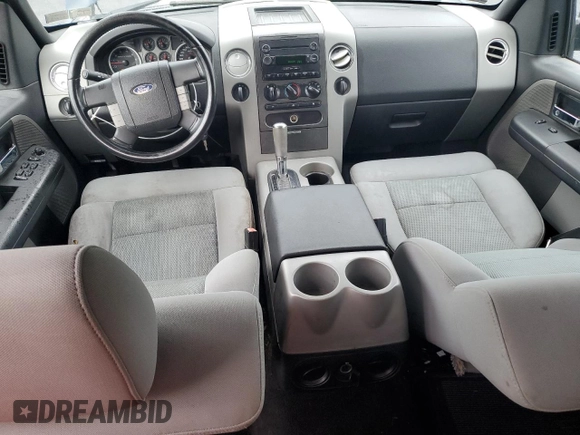 2004 Ford F-150 XLT with VIN 1FTPX14574NA86244, listed as a Copart auction lot 62428965 with 221,821 mi miles and Clean title. Bid and sale history available at DreamBid. Image 8.