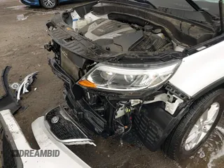 2015 Kia Sorento LX with VIN 5XYKT4A73FG613249, listed as a IAAI auction lot 41830836 with 111,396 mi miles. Bid and sale history available at carsss.com. Image 6.