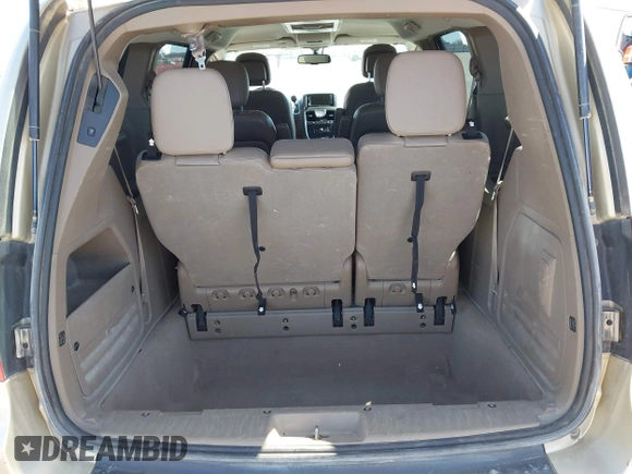 2011 Chrysler Town & Country Touring L with VIN 2A4RR8DG6BR781922, listed as a IAAI auction lot 42042313 with 155,612 mi miles and . Bid and sale history available at carsss.com. Image 13.