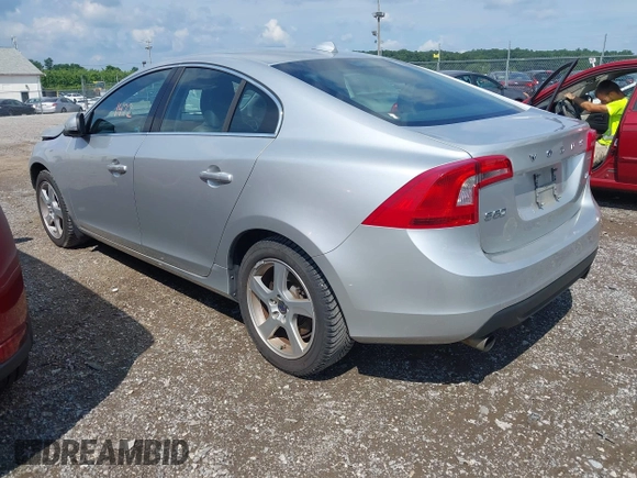 2012 Volvo S60 T5 with VIN YV1622FS4C2116880, listed as a IAAI auction lot 42651472 with 160,745 mi miles and . Bid and sale history available at DreamBid. Image 3.