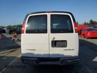 2005 Chevrolet Express Passenger z VIN 1GNFG15T051173153, wystawiony jako Copart lot #55385315 z przebiegiem 221 174 mil mil oraz Czysty tytuł • Clean title. Historia ofert i sprzedaży dostępna na DreamBid. Obrazek 6.