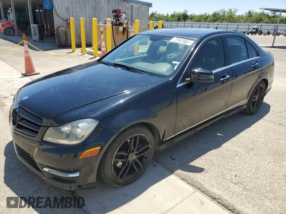 2013 Mercedes-Benz C 250 Sport with VIN WDDGF4HB8DA852791, listed as a Copart auction lot 60293715 with 107,586 mi miles and Clean title. Bid and sale history available at DreamBid. Image 1.