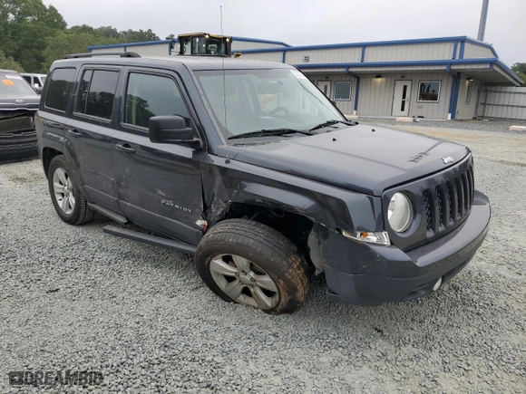 2016 Jeep Patriot Sport with VIN 1C4NJPBB6GD591058, listed as a Copart auction lot 46394585 with 153,181 mi miles and Salvage Title. Bid and sale history available at carsss.com. Image 4.