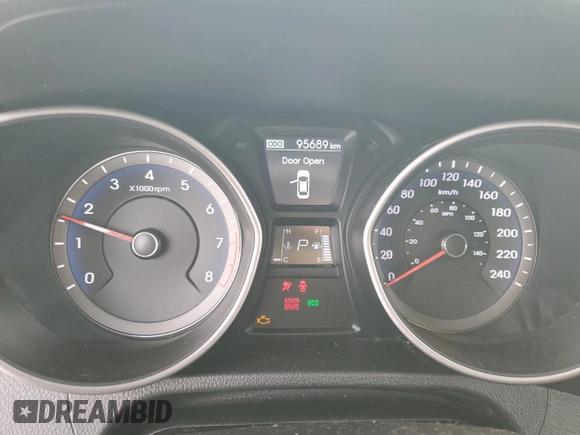 2014 Hyundai Elantra GT GL with VIN KMHD25LH7EU231533, listed as a Copart auction lot 43733985 with 95,689 mi miles and Salvage Title. Bid and sale history available at carsss.com. Image 9.