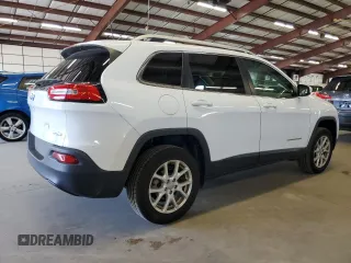 2017 Jeep Cherokee Latitude with VIN 1C4PJLCB9HW667975, listed as a Copart auction lot 62476195 with 189,332 mi miles and Clean title. Bid and sale history available at DreamBid. Image 3.