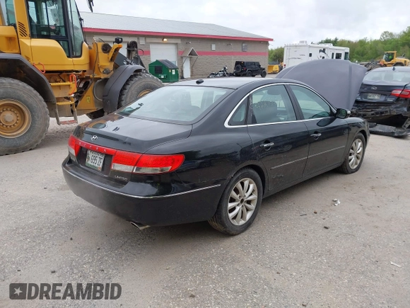 2007 Hyundai Azera SE z VIN KMHFC46F67A244191, wystawiony jako IAAI lot #42273775 z przebiegiem 178 713 mil mil oraz . Historia ofert i sprzedaży dostępna na DreamBid. Obrazek 4.