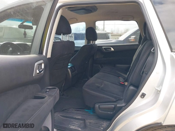 2013 Nissan Pathfinder Platinum with VIN 5N1AR2MN4DC662997, listed as a IAAI auction lot 41494030 with 139072 miles. Bid and sale history available at carsss.com. Image 8.