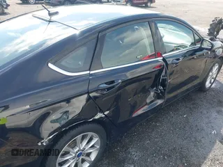 2017 Ford Fusion SE with VIN 3FA6P0HD6HR302875, listed as a IAAI auction lot 42105022 with 105,437 mi miles and . Bid and sale history available at DreamBid. Image 6.