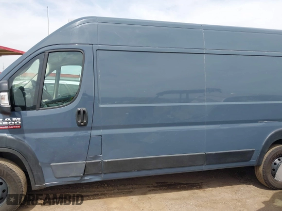 2020 Ram ProMaster Cargo with VIN 3C6URVJGXLE108421, listed as a IAAI auction lot 41892426 with 133,169 mi miles. Bid and sale history available at carsss.com. Image 14.