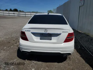 2013 Mercedes-Benz C 300 Sport с VIN WDDGF8AB6DR241726, выставлен на аукционе Copart как лот 54554925 с пробегом Не указан миль и Списание • Salvage title. История ставок и продаж доступна на DreamBid. Изображение 6.