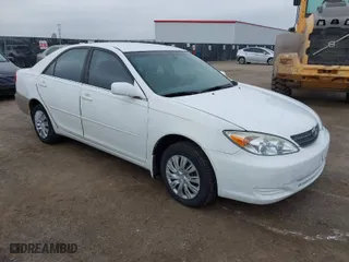 2004 Toyota Camry LE with VIN 4T1BF32K14U067269, listed as a IAAI auction lot 41528507 with 208,346 mi miles. Bid and sale history available at carsss.com. Image 1.