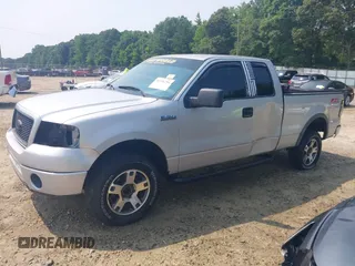 2006 Ford F-150 XLT с VIN 1FTPX14576FB54328, выставлен на аукционе IAAI как лот 42346791 с пробегом 90 248 миль миль и . История ставок и продаж доступна на DreamBid. Изображение 6.