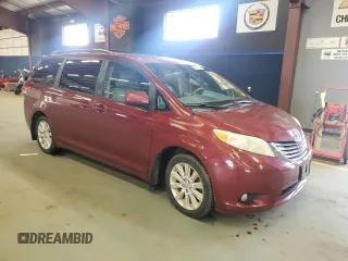 2011 Toyota Sienna XLE with VIN 5TDDK3DCXBS021858, listed as a Copart auction lot 52553825 with 198,742 mi miles and Clean Title. Bid and sale history available at carsss.com. Image 4.