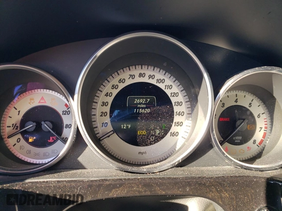 2014 Mercedes-Benz E 350 Luxury with VIN WDDHF8JB0EA911081, listed as a Copart auction lot 86067094 with 115,620 mi miles and Salvage Title. Bid and sale history available at DreamBid. Image 9.