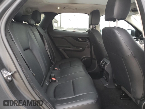 2020 Jaguar F-Pace 25t z VIN SADCS2FXXLA645359, wystawiony jako Copart lot #47564694 z przebiegiem 45 158 mil mil oraz . Historia ofert i sprzedaży dostępna na DreamBid. Obrazek 12.