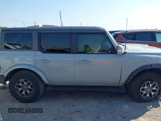 2023 Ford Bronco z VIN 1FMDE5BH5PLB37801, wystawiony jako IAAI lot #41691282 z przebiegiem 21 129 mil mil oraz . Historia ofert i sprzedaży dostępna na DreamBid. Obrazek 14.