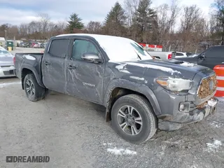 2019 Toyota Tacoma 4WD SR with VIN 3TMCZ5AN7KM284592, listed as a IAAI auction lot 41632856 with 1 mi miles. Bid and sale history available at carsss.com. Image 1.