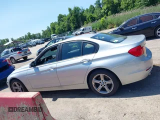 2014 BMW 3 Series 328i xDrive с VIN WBA3B5C59EP540972, выставлен на аукционе IAAI как лот 42411013 с пробегом 183 757 миль миль и . История ставок и продаж доступна на DreamBid. Изображение 15.