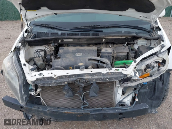 2011 Toyota Sienna SE with VIN 5TDXK3DC9BS158089, listed as a IAAI auction lot 41934896 with 177,219 mi miles. Bid and sale history available at carsss.com. Image 10.