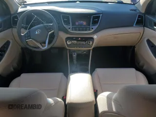 2018 Hyundai Tucson SE z VIN KM8J2CA43JU768692, wystawiony jako Copart lot #50586955 z przebiegiem 46 703 mil mil oraz Szkody całkowita. Historia ofert i sprzedaży dostępna na DreamBid. Obrazek 8.