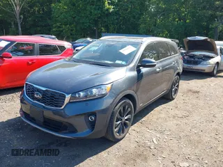 2020 Kia Sorento EX z VIN 5XYPHDA51LG706563, wystawiony jako IAAI lot #39526327 z przebiegiem 36 833 mil mil oraz . Historia ofert i sprzedaży dostępna na DreamBid. Obrazek 17.