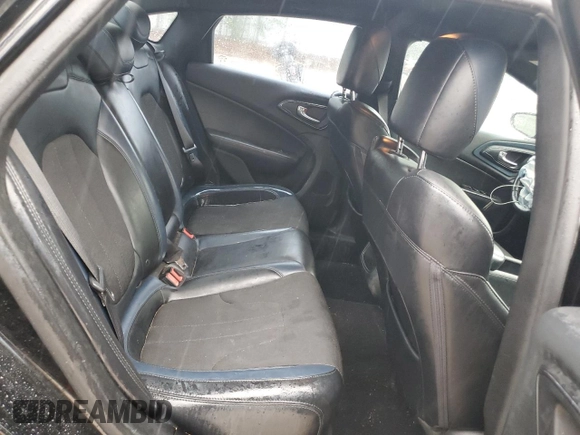 2015 Chrysler 200 S with VIN 1C3CCCBB7FN638895, listed as a Copart auction lot 59626025 with 102,837 mi miles and Salvage title. Bid and sale history available at DreamBid. Image 10.