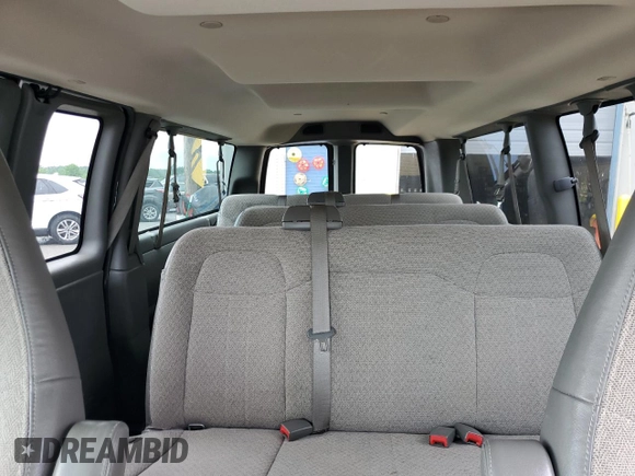 2016 Chevrolet Express Passenger LT с VIN 1GAZGPFF6G1178192, выставлен на аукционе Copart как лот 58408975 с пробегом 154 788 миль миль и Списание • Salvage title. История ставок и продаж доступна на DreamBid. Изображение 10.