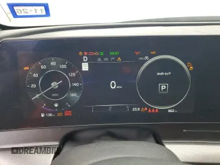 2025 Kia Sportage SX-Prestige z VIN 5XYK53DF3SG272615, wystawiony jako Copart lot #44191225 z przebiegiem 862 mil mil oraz Szkoda całkowita • Salvage title. Historia ofert i sprzedaży dostępna na DreamBid. Obrazek 9.