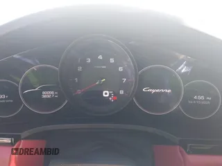 2019 Porsche Cayenne z VIN WP1AA2AYXKDA12829, wystawiony jako IAAI lot #42050935 z przebiegiem 80 056 mil mil oraz . Historia ofert i sprzedaży dostępna na DreamBid. Obrazek 7.