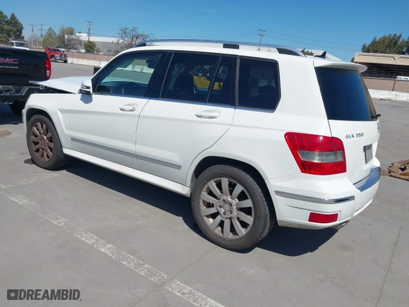 2012 Mercedes-Benz GLK-Class GLK 350 with VIN WDCGG8HB6CF765868, listed as a IAAI auction lot 41880139 with 157,437 mi miles. Bid and sale history available at carsss.com. Image 3.