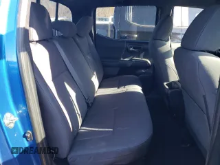 2016 Toyota Tacoma SR5 with VIN 5TFDZ5BN2GX004937, listed as a Copart auction lot 48357095 with 175,512 mi miles and Salvage Title. Bid and sale history available at DreamBid. Image 10.