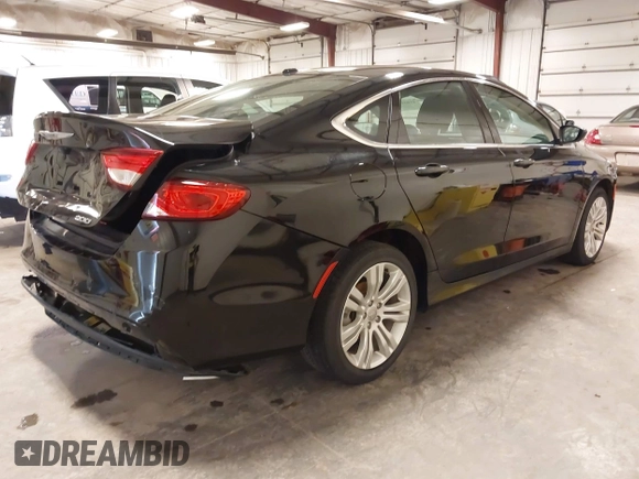 2015 Chrysler 200 Limited с VIN 1C3CCCAB1FN533366, выставлен на аукционе IAAI как лот 41921928 с пробегом 106 904 миль миль и . История ставок и продаж доступна на DreamBid. Изображение 4.