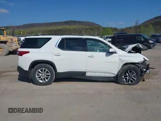 2019 Chevrolet Traverse LT Leather with VIN 1GNEVHKW8KJ197737, listed as a IAAI auction lot 42094562 with 66,831 mi miles. Bid and sale history available at carsss.com. Image 13.