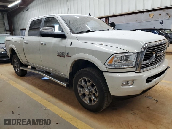 2018 Ram 2500 Limited z VIN 3C6UR5GL9JG213344, wystawiony jako Copart lot #42296735 z przebiegiem 91 813 mil mil oraz Szkoda całkowita • Salvage title. Historia ofert i sprzedaży dostępna na DreamBid. Obrazek 4.