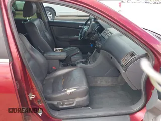2004 Honda Accord EX with VIN 1HGCM66594A036617, listed as a IAAI auction lot 42576206 with 215,054 mi miles and . Bid and sale history available at DreamBid. Image 5.