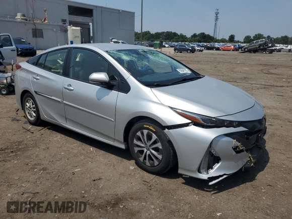 2022 Toyota Prius LE with VIN JTDKAMFP2N3223566, listed as a Copart auction lot 60848105 with 68,827 mi miles and Salvage title. Bid and sale history available at DreamBid. Image 4.