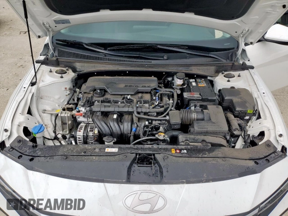 2024 Hyundai Elantra SE with VIN KMHLL4DG3RU828340, listed as a Copart auction lot 54086465 with 11,698 mi miles and Clean title. Bid and sale history available at DreamBid. Image 11.
