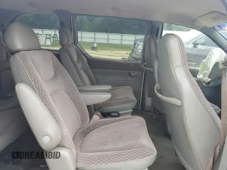 1998 Plymouth Voyager SE z VIN 2P4GP4530WR729663, wystawiony jako Copart lot #74953994 z przebiegiem Nie podano mil oraz Szkody całkowita. Historia ofert i sprzedaży dostępna na DreamBid. Obrazek 11.