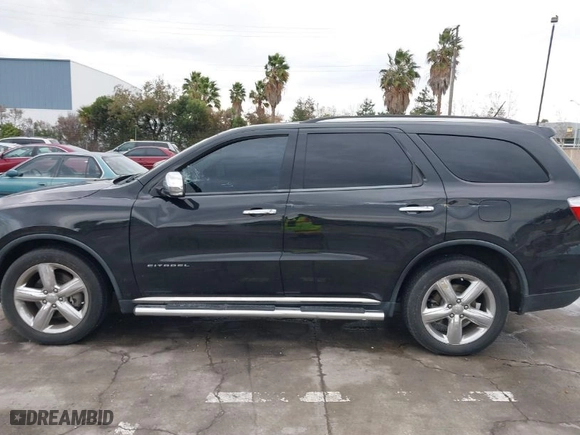 2013 Dodge Durango Citadel with VIN 1C4SDJET2DC505239, listed as a IAAI auction lot 41045807 with 121,089 mi miles. Bid and sale history available at carsss.com. Image 14.