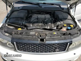 2013 Land Rover Range Rover Sport SC z VIN SALSH2E40DA778879, wystawiony jako Copart lot #59311415 z przebiegiem 132 111 mil mil oraz Tytuł czysty. Historia ofert i sprzedaży dostępna na DreamBid. Obrazek 12.