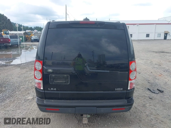 2011 Land Rover LR4 HSE с VIN SALAG2D40BA583460, выставлен на аукционе IAAI как лот 42795572 с пробегом 152 303 миль миль и . История ставок и продаж доступна на DreamBid. Изображение 16.