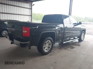 2017 GMC Sierra 1500 SLE z VIN 1GTV2MEC2HZ324763, wystawiony jako IAAI lot #42234082 z przebiegiem 106 984 mil mil oraz . Historia ofert i sprzedaży dostępna na DreamBid. Obrazek 4.